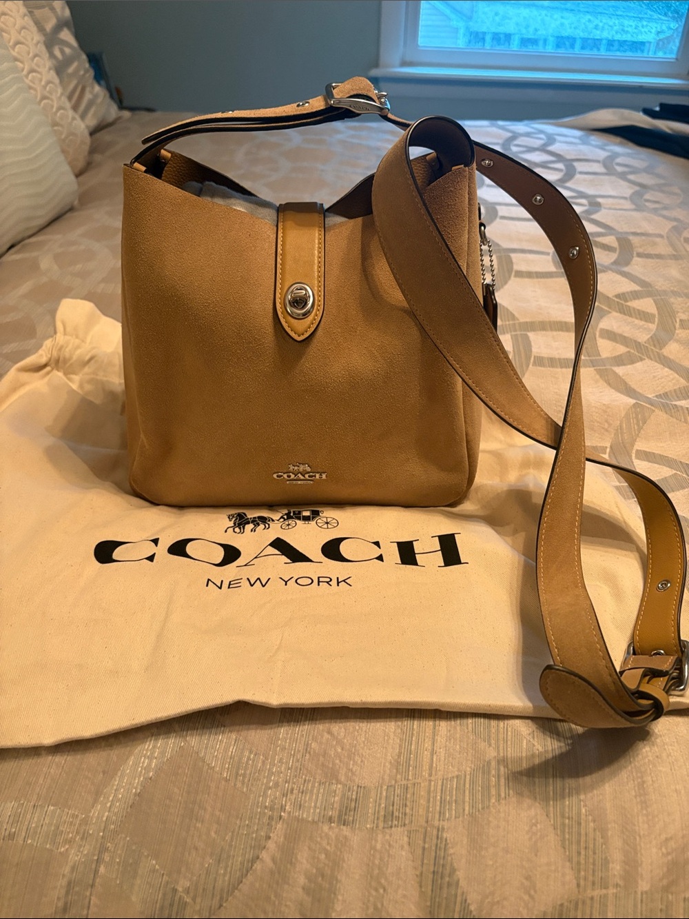 Gorgeous Coach Suede and Leather Crossbody Bag